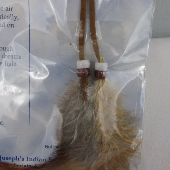 NIB Lakota (Sioux) Dreamcatcher Keychain - Picture 3 of 5